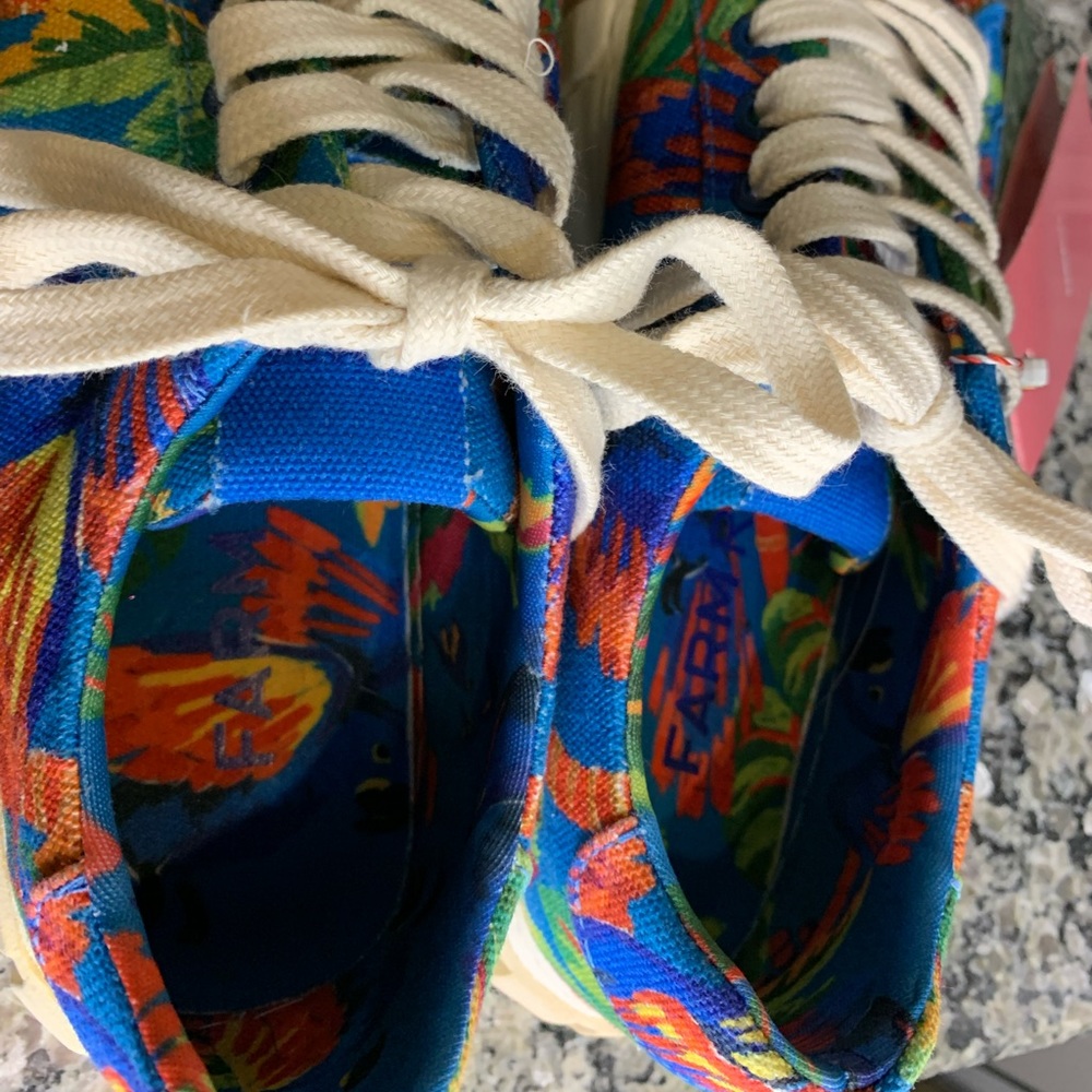 FARM Rio Blue Macaw Platform Sneakers Size 7 NWT - Picture 6 of 8